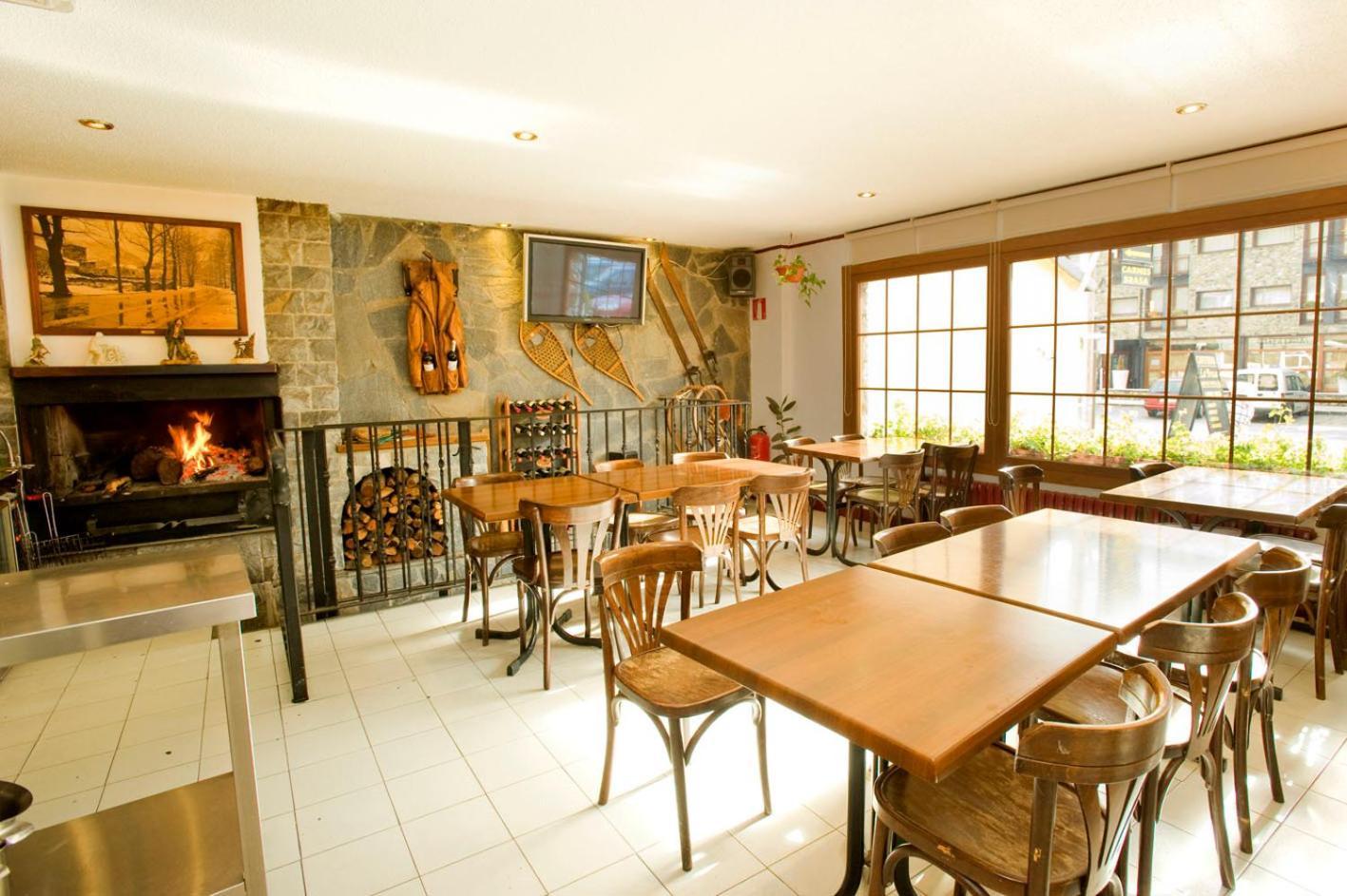 Hotel Llibrada Benasque Εξωτερικό φωτογραφία