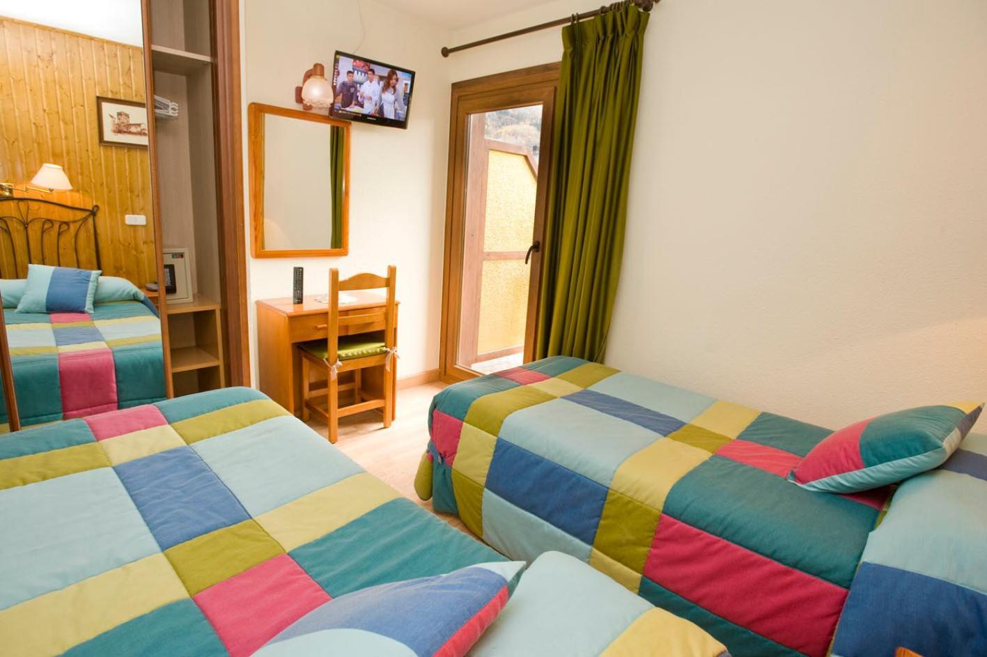 Hotel Llibrada Benasque Εξωτερικό φωτογραφία