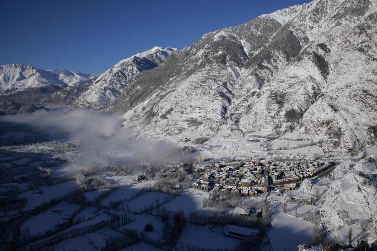 Hotel Llibrada Benasque Εξωτερικό φωτογραφία