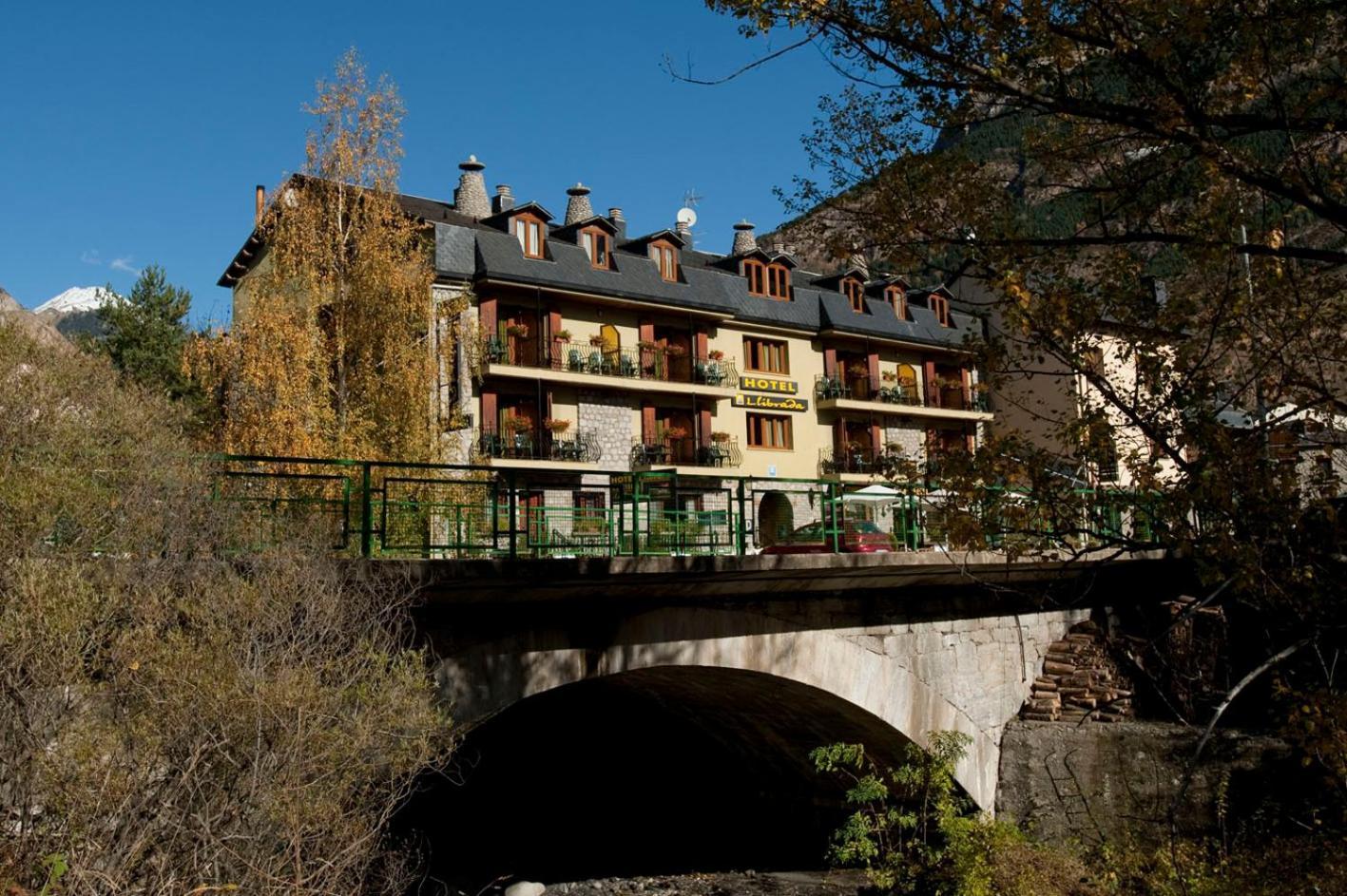 Hotel Llibrada Benasque Εξωτερικό φωτογραφία