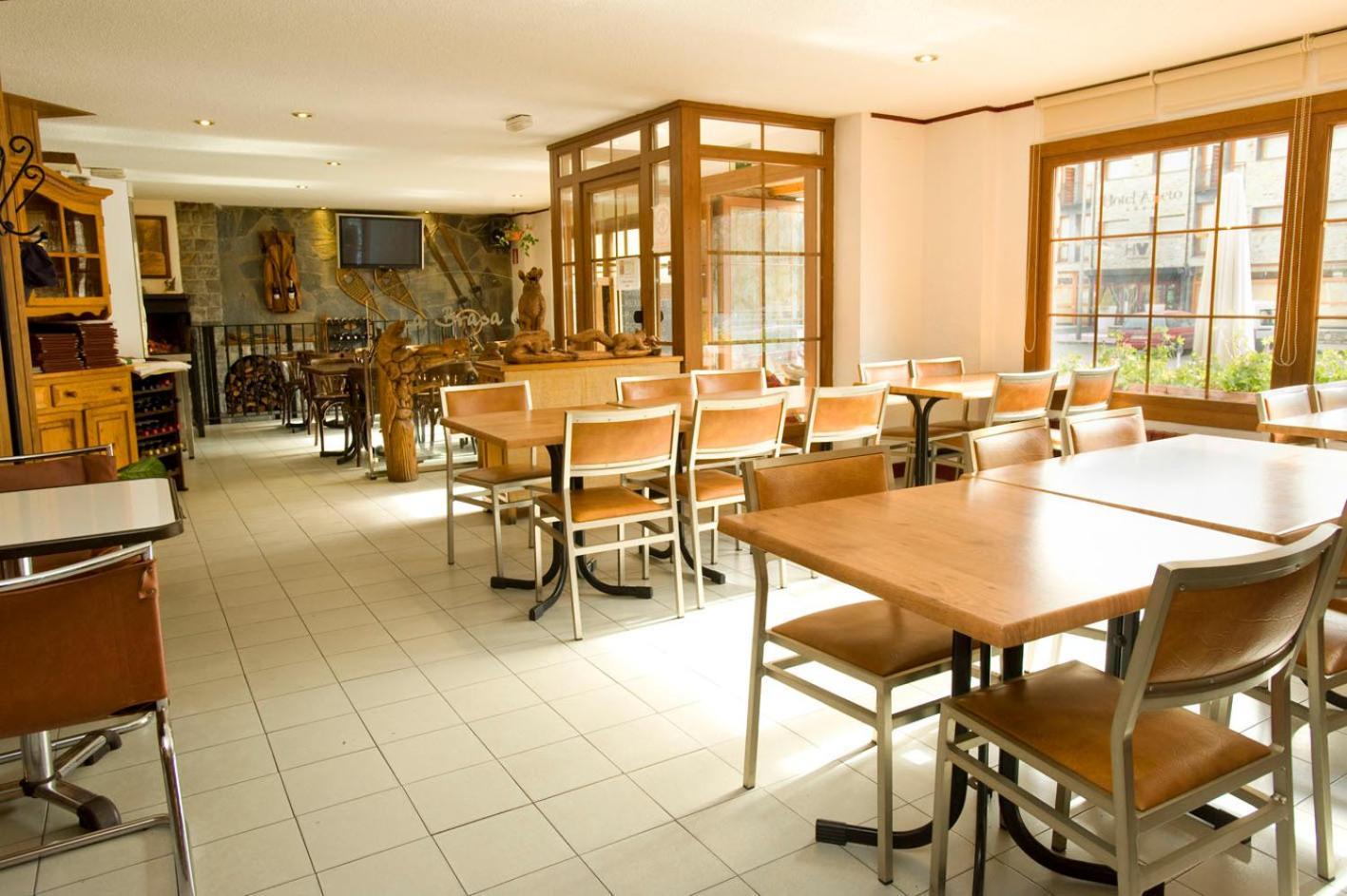 Hotel Llibrada Benasque Εξωτερικό φωτογραφία